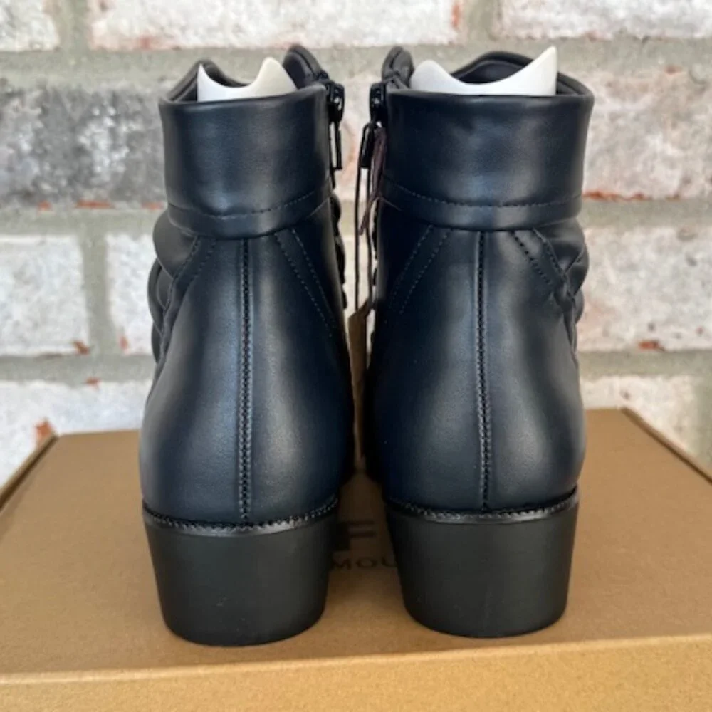 Cliffs by White Mountain Booties - Durbon Navy/SMOOTH 7 Wide